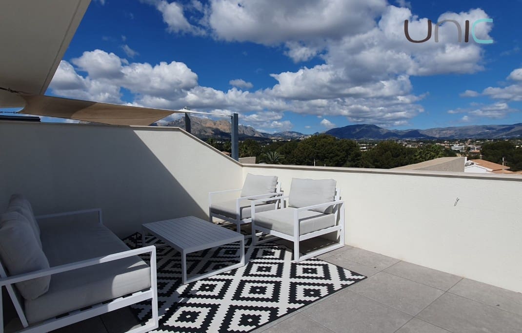 3 Zimmer Haus zu verkaufen in Albir mit Pool Garage - 595.000 € (Ref: 10120600)