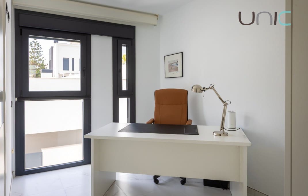 3 Zimmer Haus zu verkaufen in Albir mit Pool Garage - 595.000 € (Ref: 10120600)