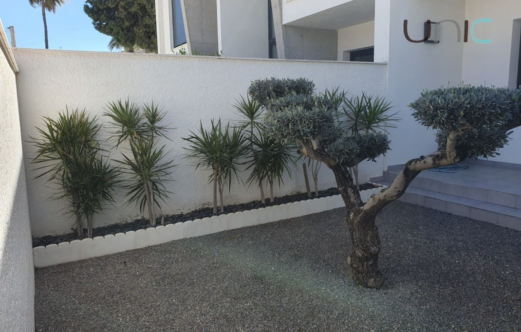3 Zimmer Haus zu verkaufen in Albir mit Pool Garage - 595.000 € (Ref: 10120600)