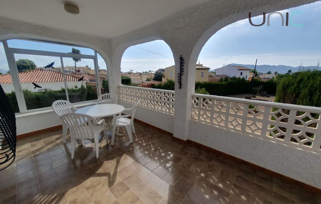3 bedroom Villa for sale in La Nucia with garage - € 370,000 (Ref: 10155919)