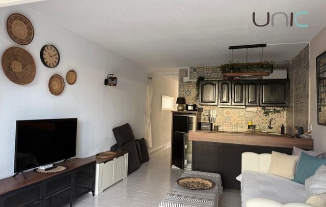 1 quarto Apartamento para arrendar em Albir, Alfaz del Pi / L'Alfàs del Pi com piscina - 1 000 € (Ref: 10182029)