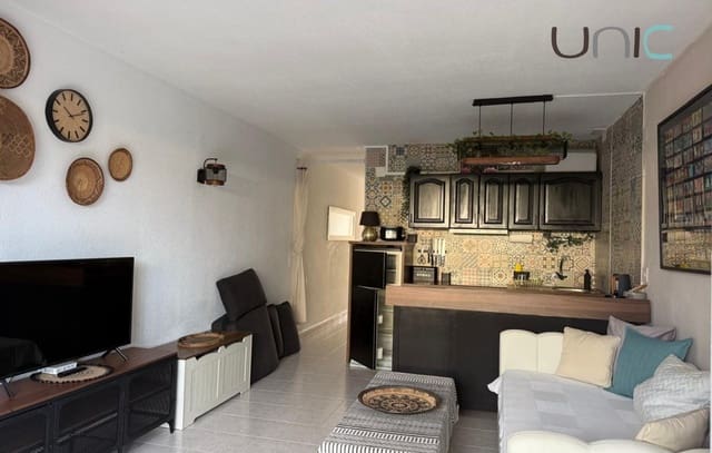 1 quarto Apartamento para arrendar em Albir, Alfaz del Pi / L'Alfàs del Pi com piscina - 1 000 € (Ref: 10182029)