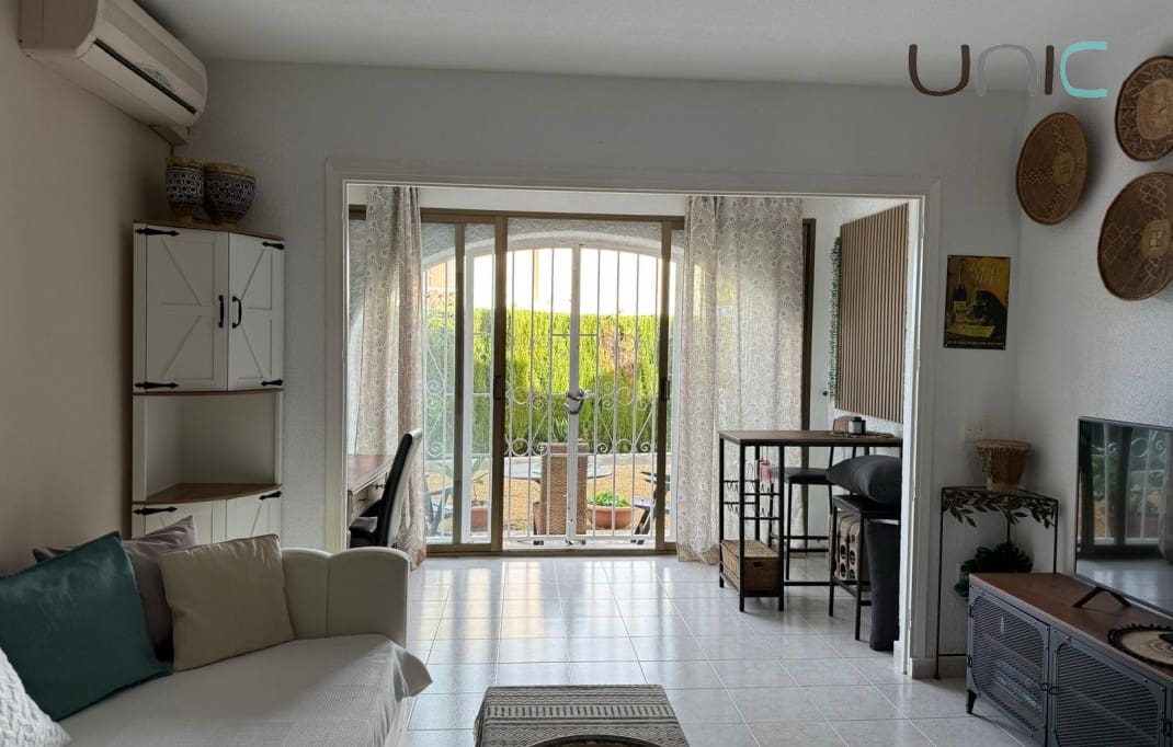 1 quarto Apartamento para arrendar em Albir com piscina - 1 000 € (Ref: 10182029)