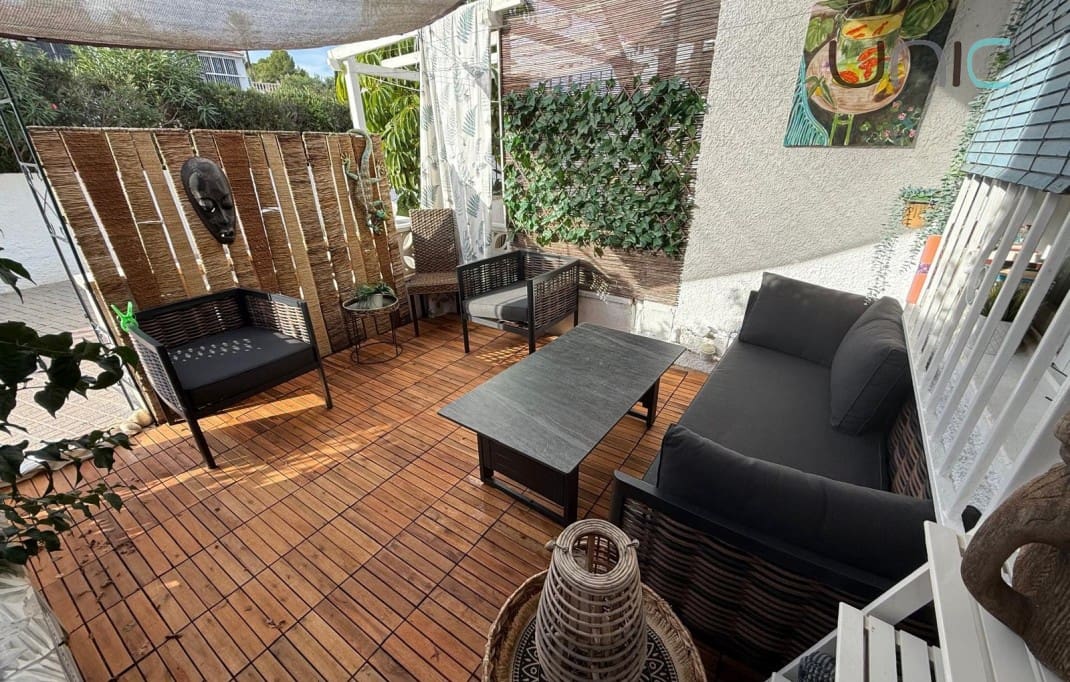 1 quarto Apartamento para arrendar em Albir com piscina - 1 000 € (Ref: 10182029)