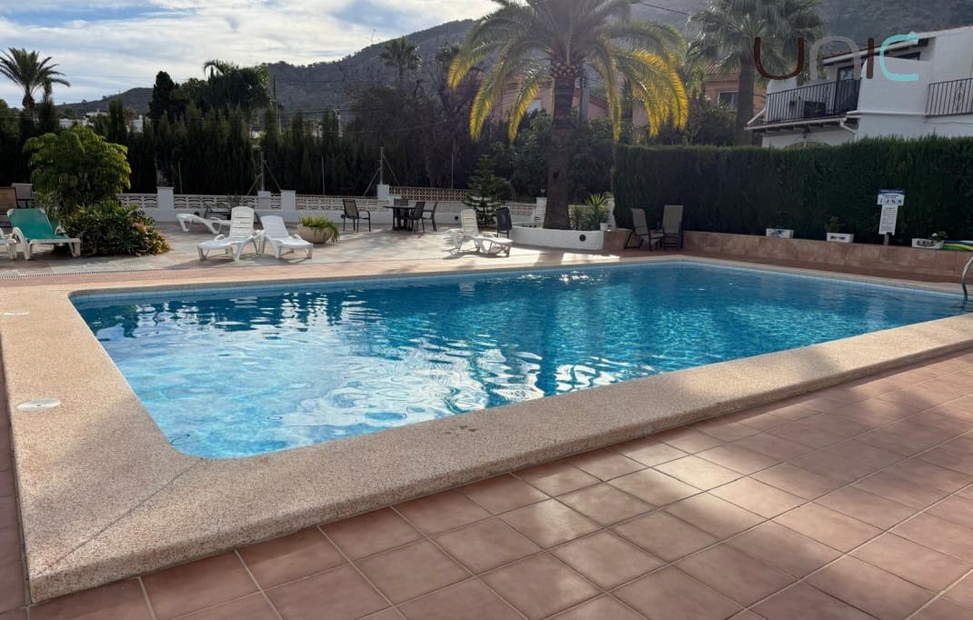 1 quarto Apartamento para arrendar em Albir com piscina - 1 000 € (Ref: 10182029)