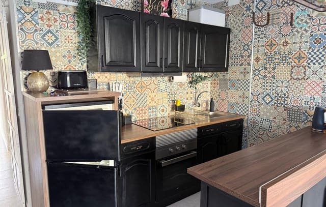 1 quarto Apartamento para arrendar em Albir, Alfaz del Pi / L'Alfàs del Pi com piscina - 1 000 € (Ref: 10182029)