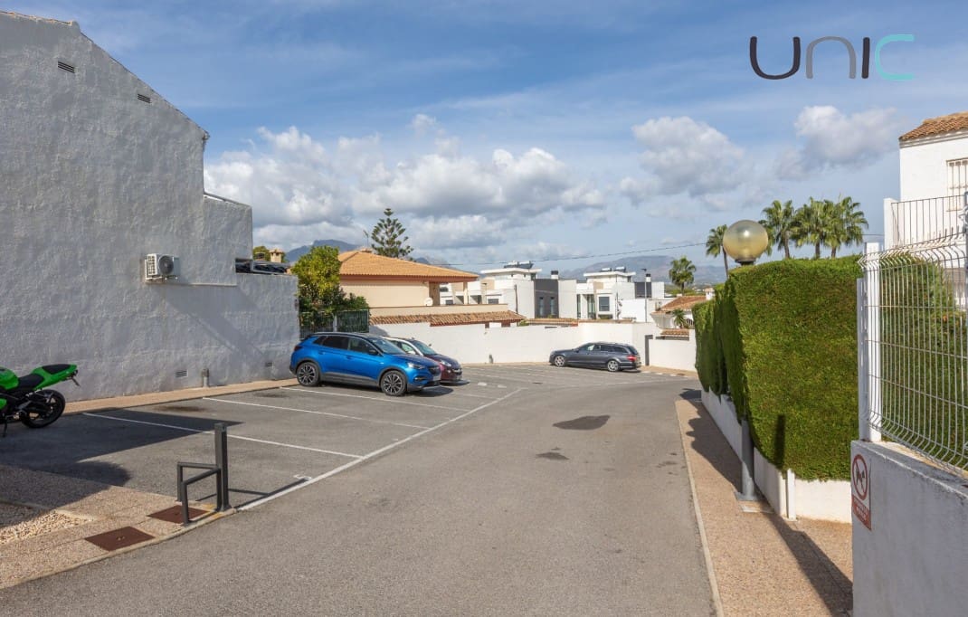 Casa de 3 habitaciones en Albir en venta con piscina garaje - 399.000 € (Ref: 10183728)