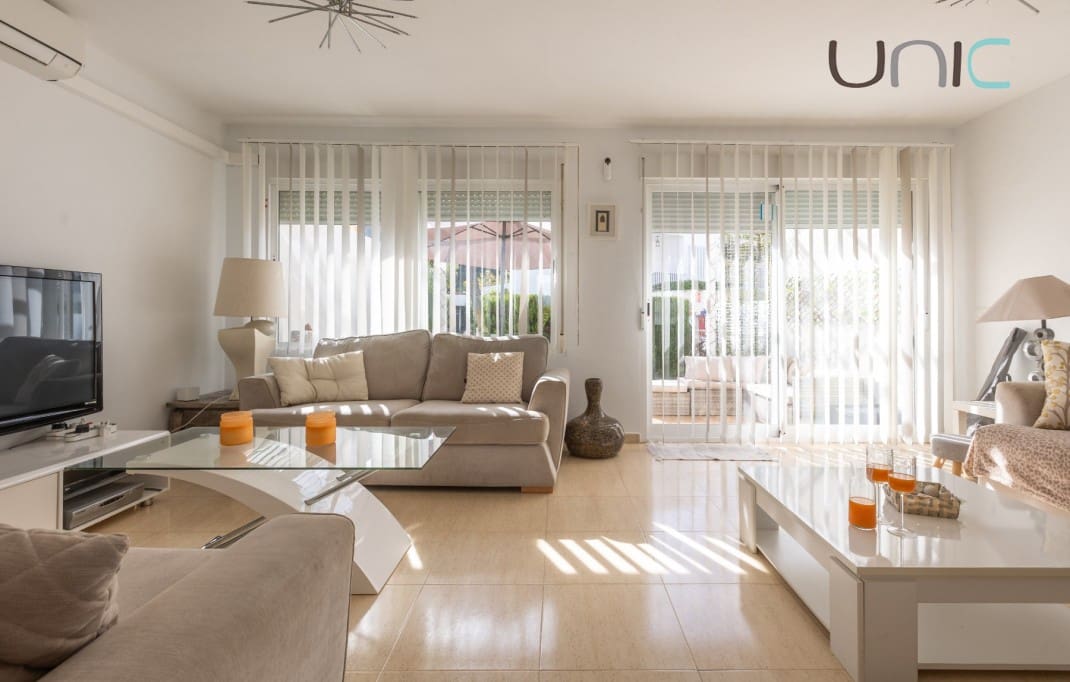 Casa de 3 habitaciones en Albir en venta con piscina garaje - 399.000 € (Ref: 10183728)