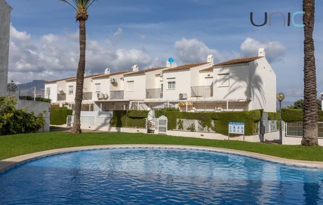 Casa de 3 habitaciones en Albir, Alfaz del Pi / L'Alfàs del Pi en venta con piscina garaje - 399.000 € (Ref: 10183728)