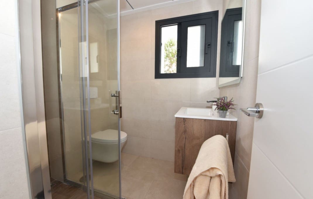 3 quarto Moradia para venda em La Nucia com piscina - 448 092 € (Ref: 6444871)