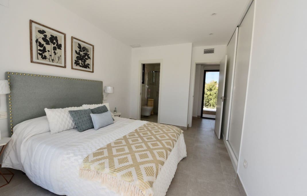 3 quarto Moradia para venda em La Nucia com piscina - 448 092 € (Ref: 6444871)