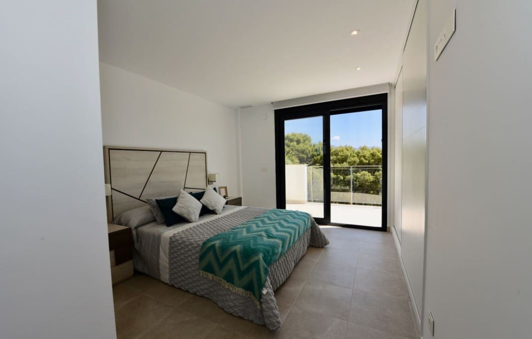 3 quarto Moradia para venda em La Nucia com piscina - 448 092 € (Ref: 6444871)