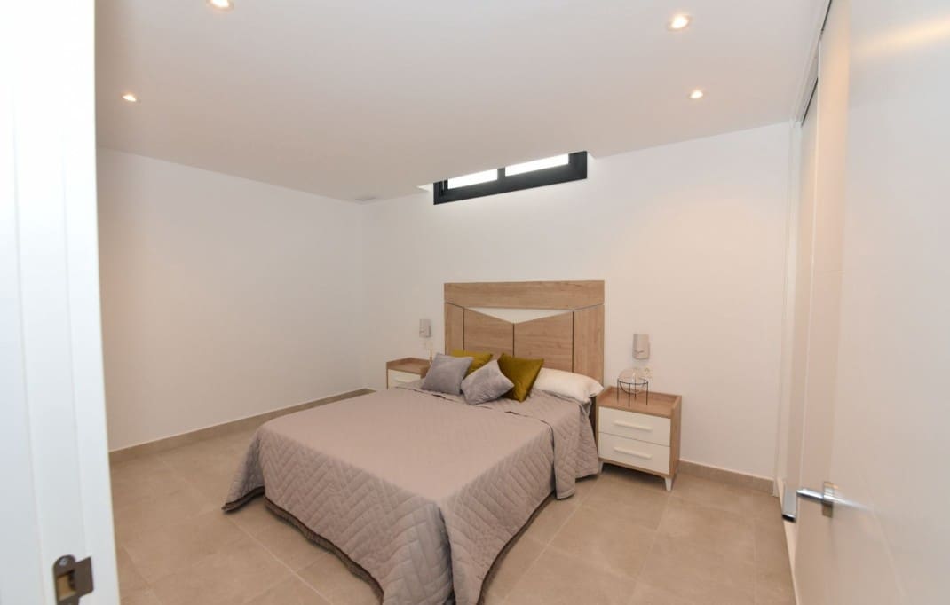 3 quarto Moradia para venda em La Nucia com piscina - 448 092 € (Ref: 6444871)