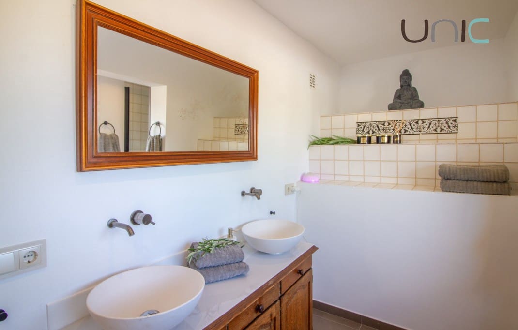 5 quarto Moradia para venda em Alfaz del Pi / L'Alfas del Pi com piscina - 995 000 € (Ref: 6844737)