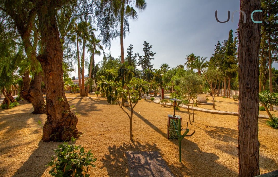 5 quarto Moradia para venda em Alfaz del Pi / L'Alfas del Pi com piscina - 995 000 € (Ref: 6844737)