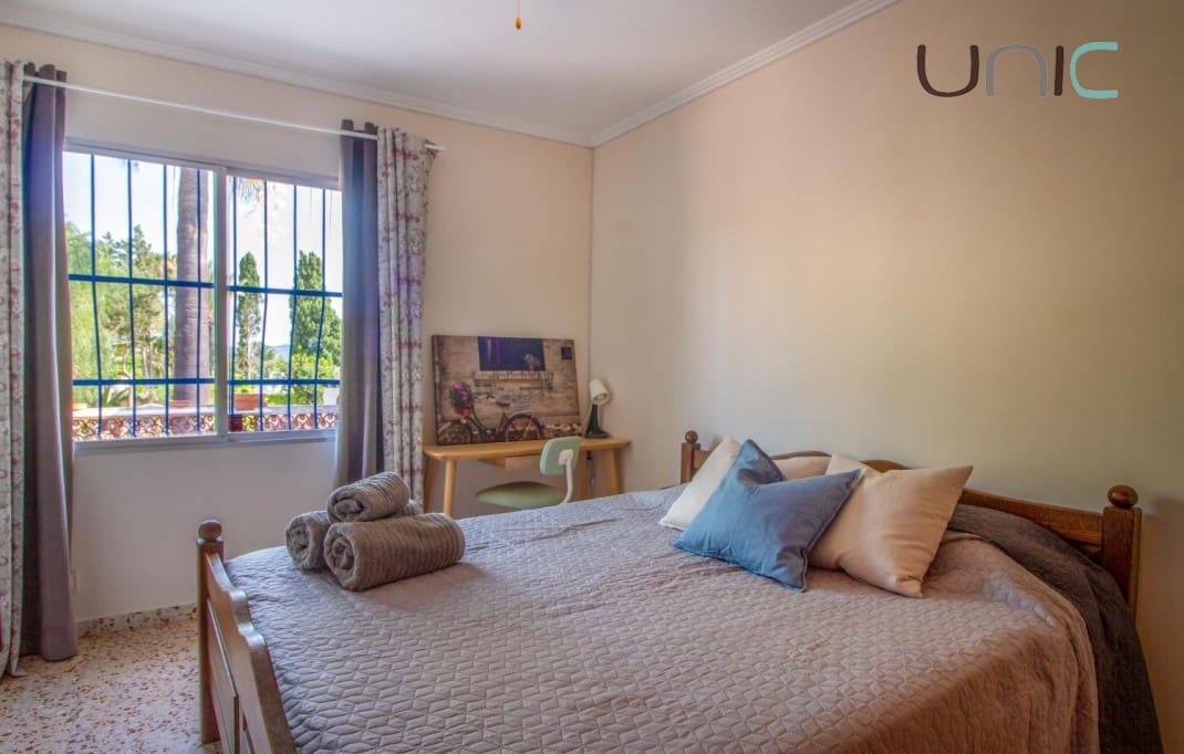 5 quarto Moradia para venda em Alfaz del Pi / L'Alfas del Pi com piscina - 995 000 € (Ref: 6844737)