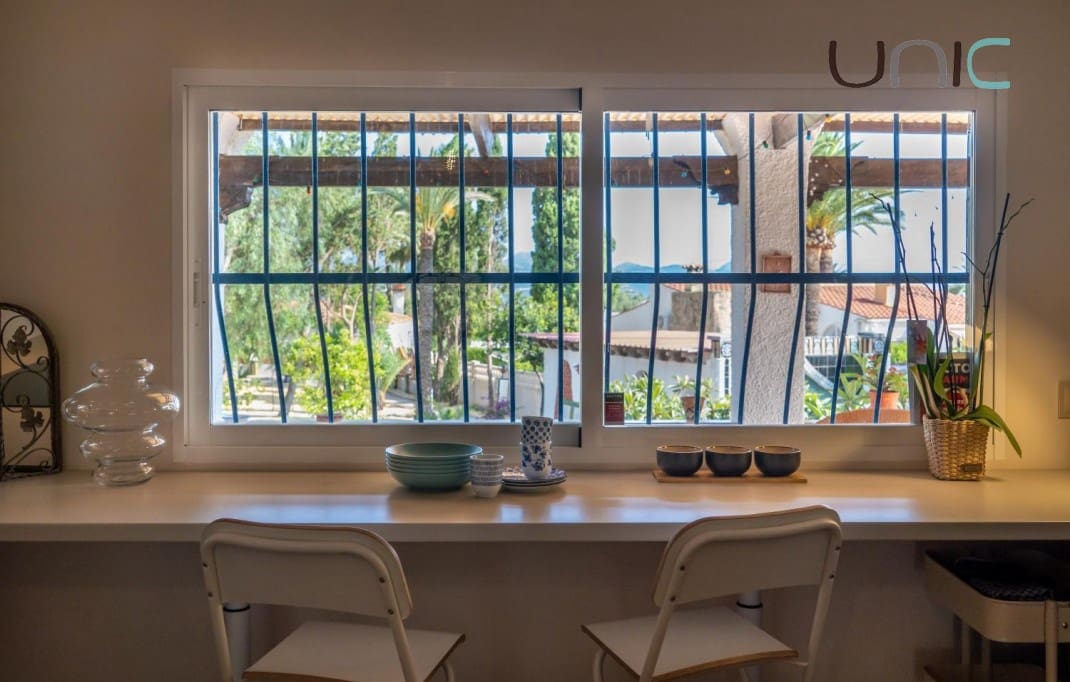 5 quarto Moradia para venda em Alfaz del Pi / L'Alfas del Pi com piscina - 995 000 € (Ref: 6844737)