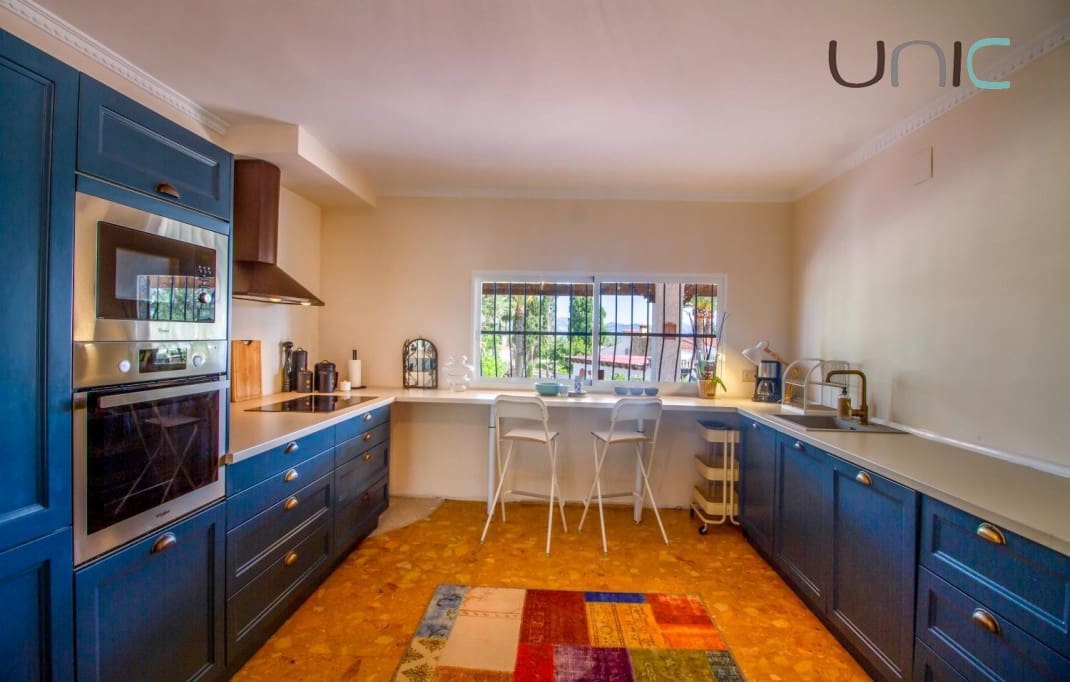 5 quarto Moradia para venda em Alfaz del Pi / L'Alfas del Pi com piscina - 995 000 € (Ref: 6844737)