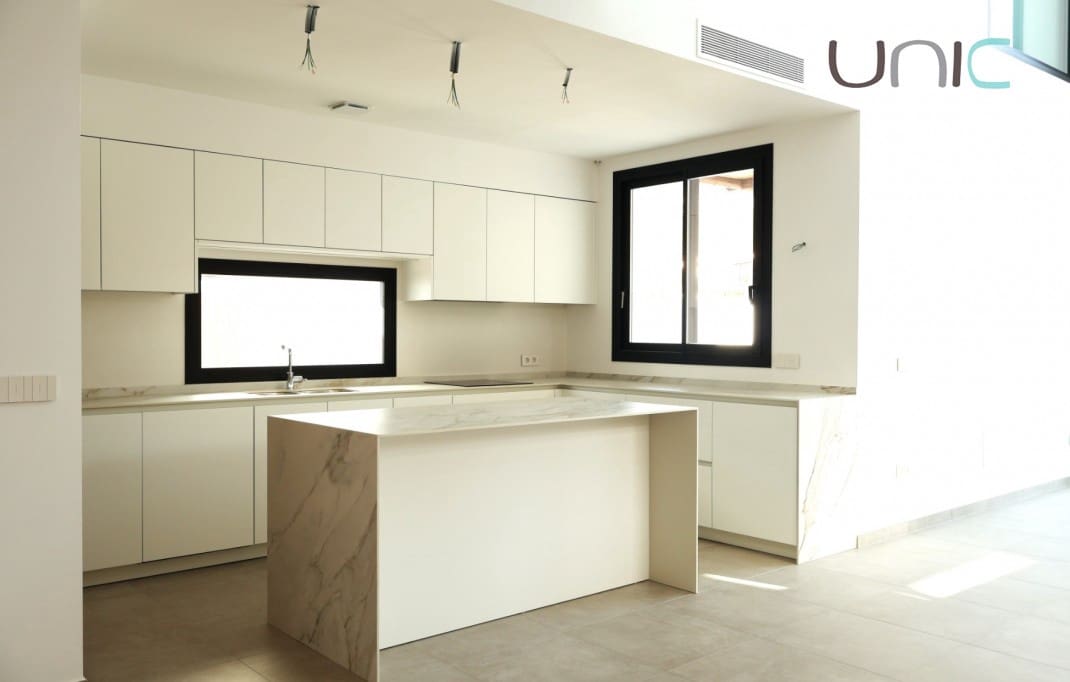 4 soveværelse Villa til salg i Albir med swimmingpool - € 895.000 (Ref: 6921010)