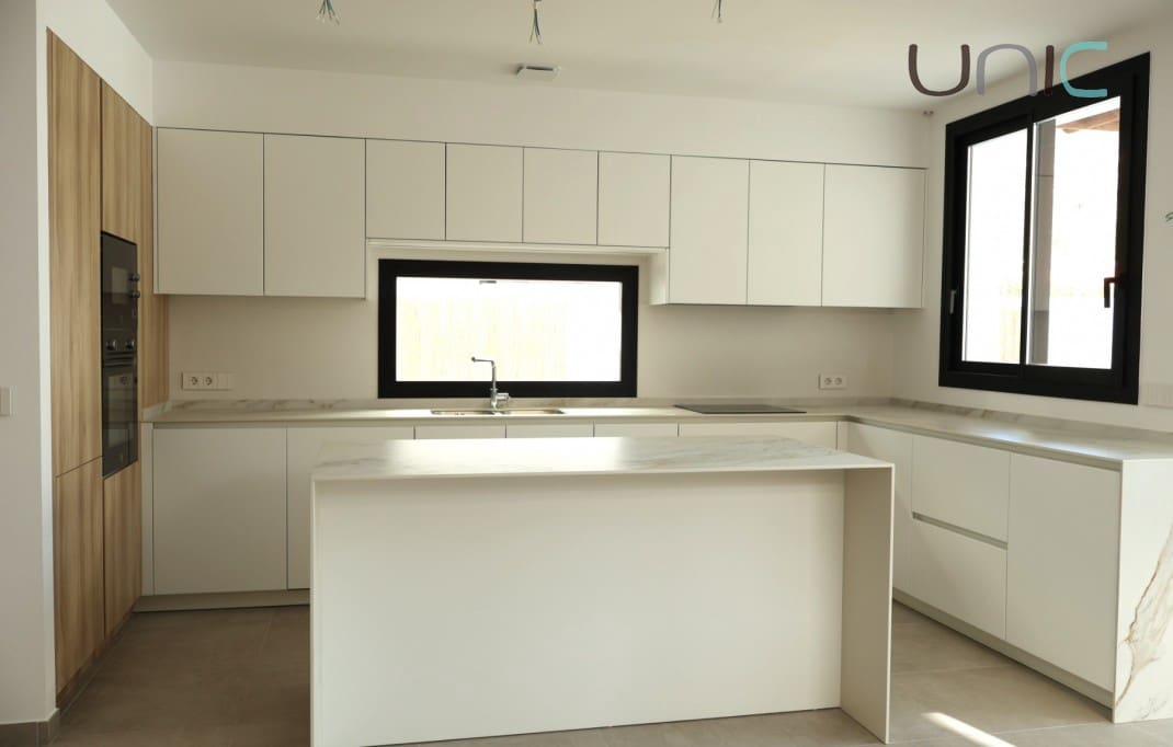 4 soveværelse Villa til salg i Albir med swimmingpool - € 895.000 (Ref: 6921010)