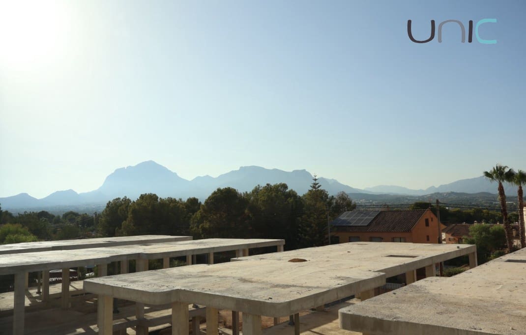 4 soveværelse Villa til salg i Albir med swimmingpool - € 895.000 (Ref: 6921010)