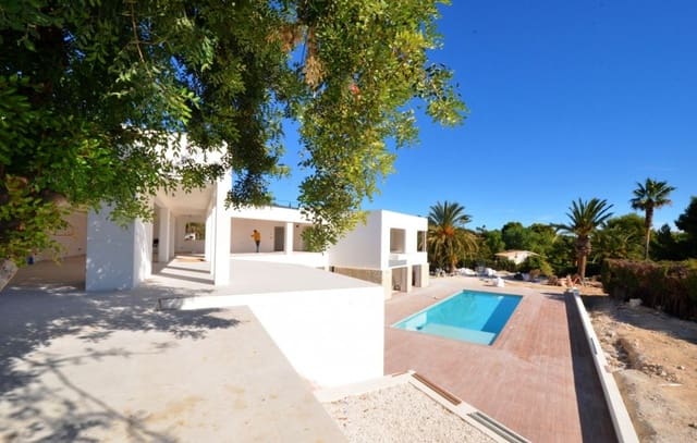 5 Zimmer Villa zu verkaufen in Altea mit Pool - 2.250.000 € (Ref: 7092734)