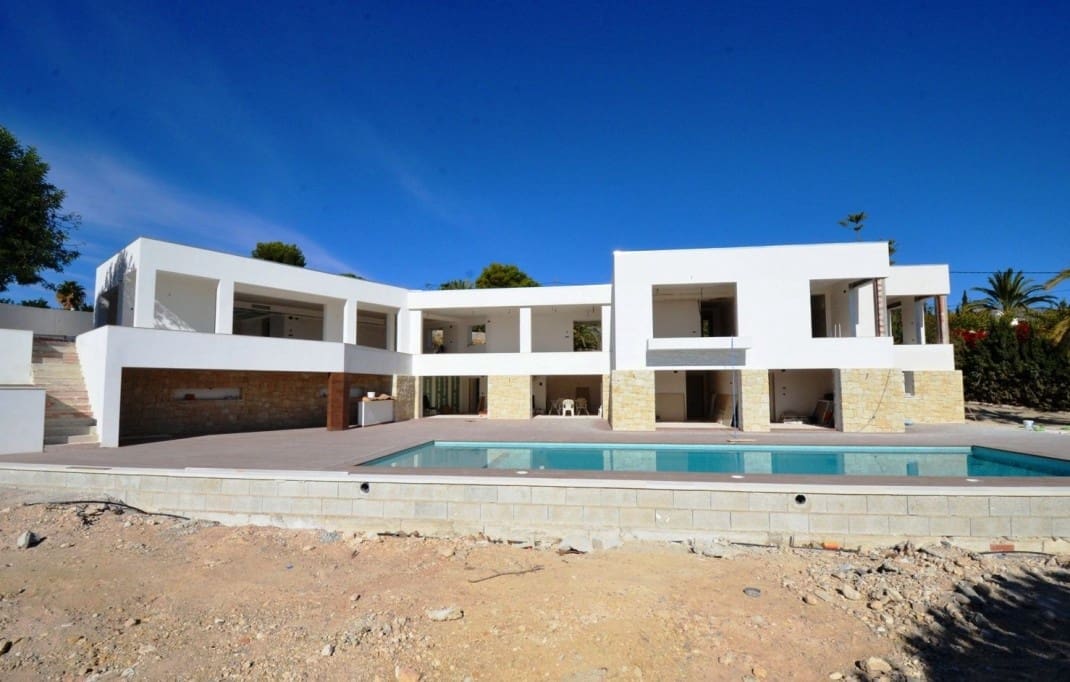 5 Zimmer Villa zu verkaufen in Altea mit Pool - 2.250.000 € (Ref: 7092734)