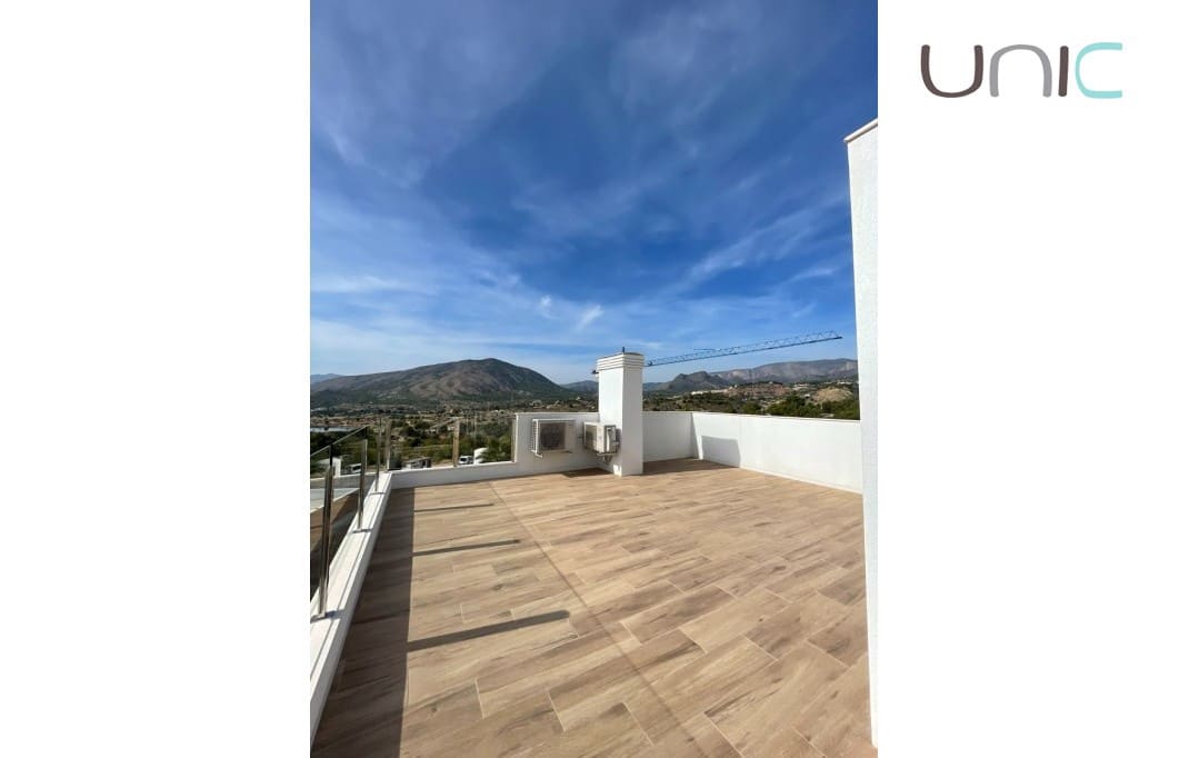 2 bedroom Villa for sale in Finestrat with pool - € 495,000 (Ref: 7204913)