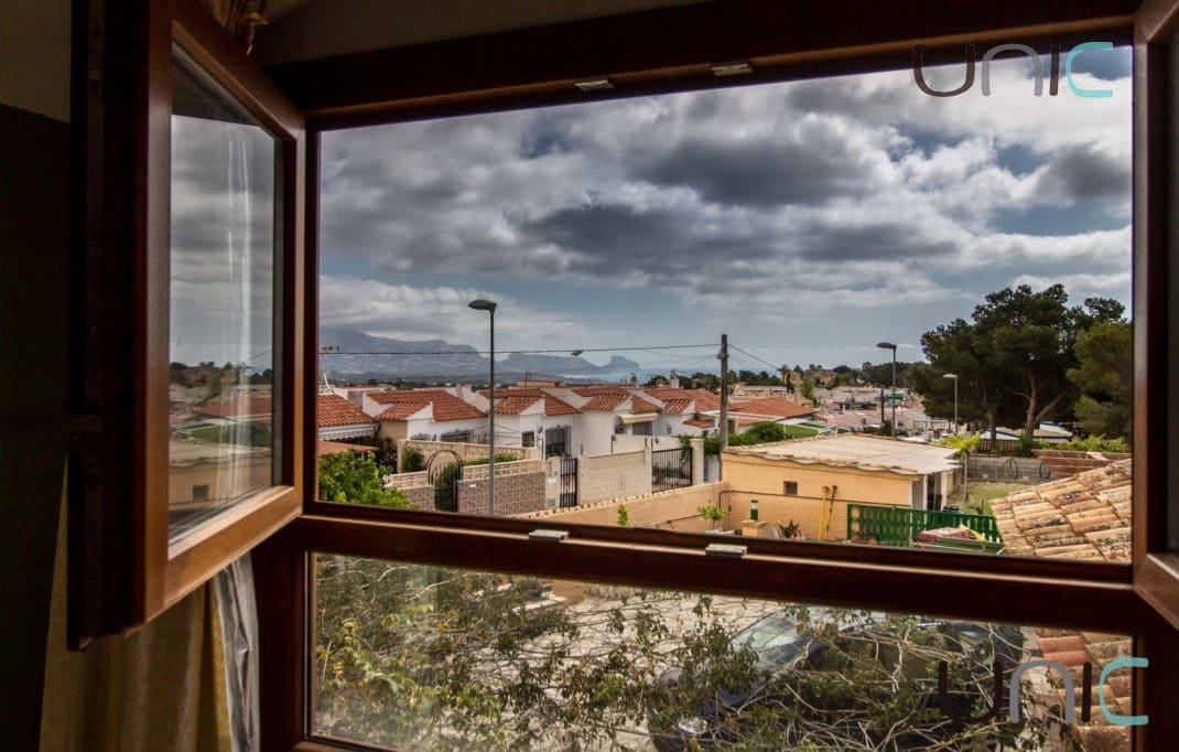 5 soverom Villa til salgs i La Nucia med svømmebasseng - € 1 100 000 (Ref: 7301063)