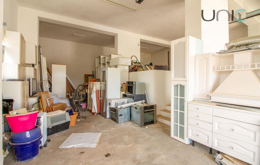 Chalet de 3 habitaciones en La Nucia en venta con piscina - 749.000 € (Ref: 7430554)