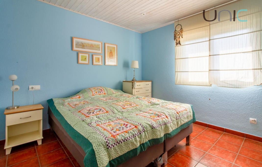 Chalet de 3 habitaciones en La Nucia en venta con piscina - 749.000 € (Ref: 7430554)