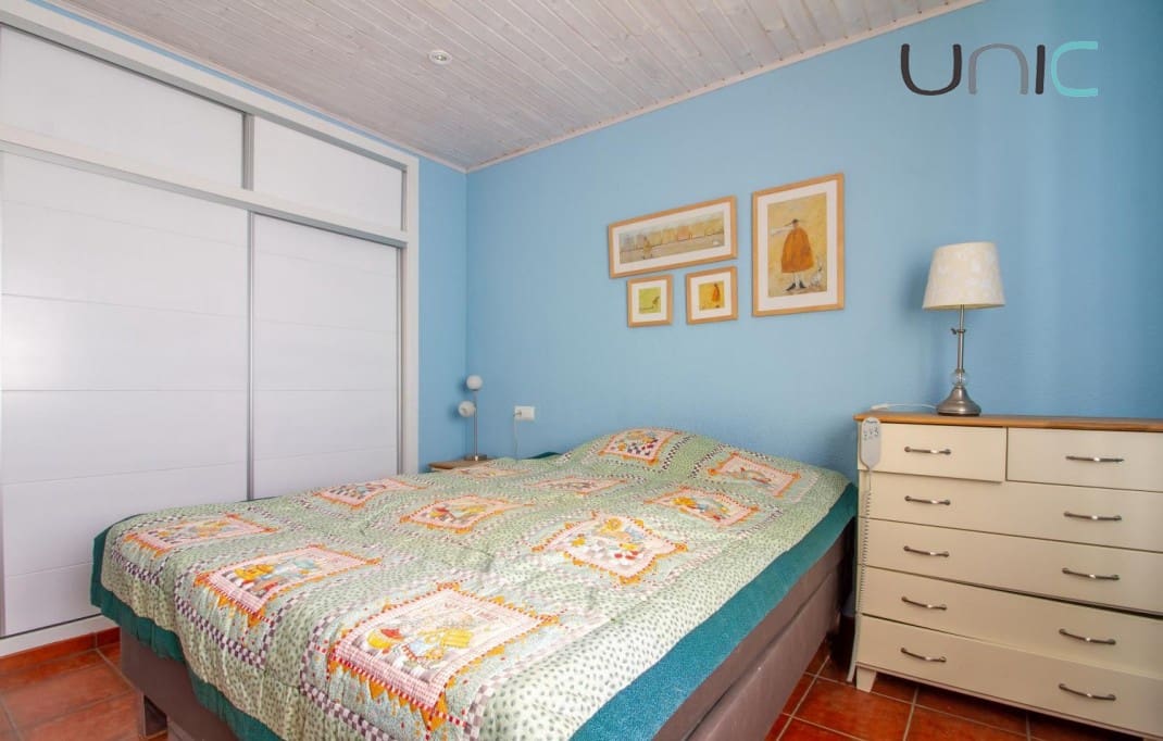 Chalet de 3 habitaciones en La Nucia en venta con piscina - 749.000 € (Ref: 7430554)