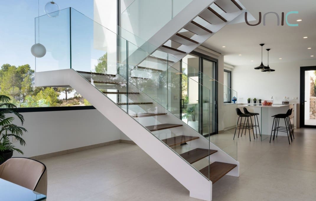 4 bedroom Villa for sale in Altea with pool - € 1,921,000 (Ref: 7453915)