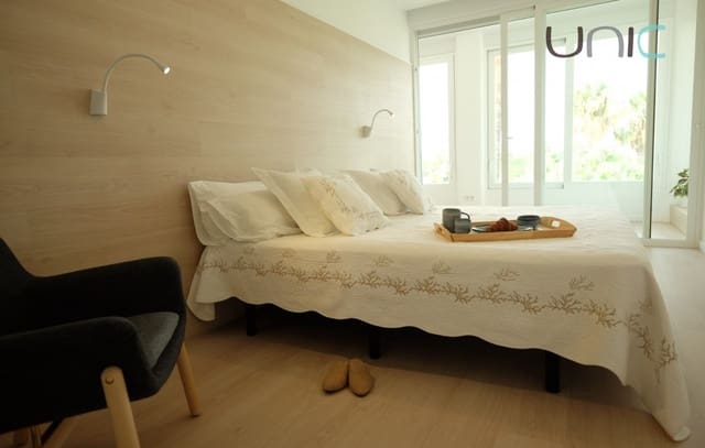 3 soveværelse Lejlighed til leje i Albir, Alfaz del Pi / L'Alfàs del Pi med swimmingpool - € 2.100 (Ref: 7785196)