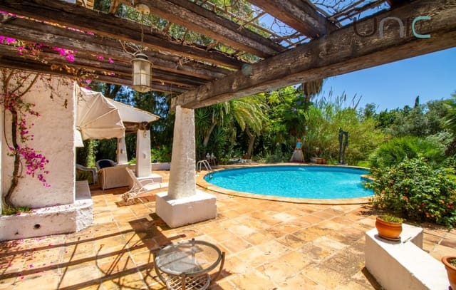 5 bedroom Villa for sale in Pueblo - Urbanizaciones, Alfaz del Pi / L'Alfàs del Pi with pool - € 1,250,000 (Ref: 8024280)