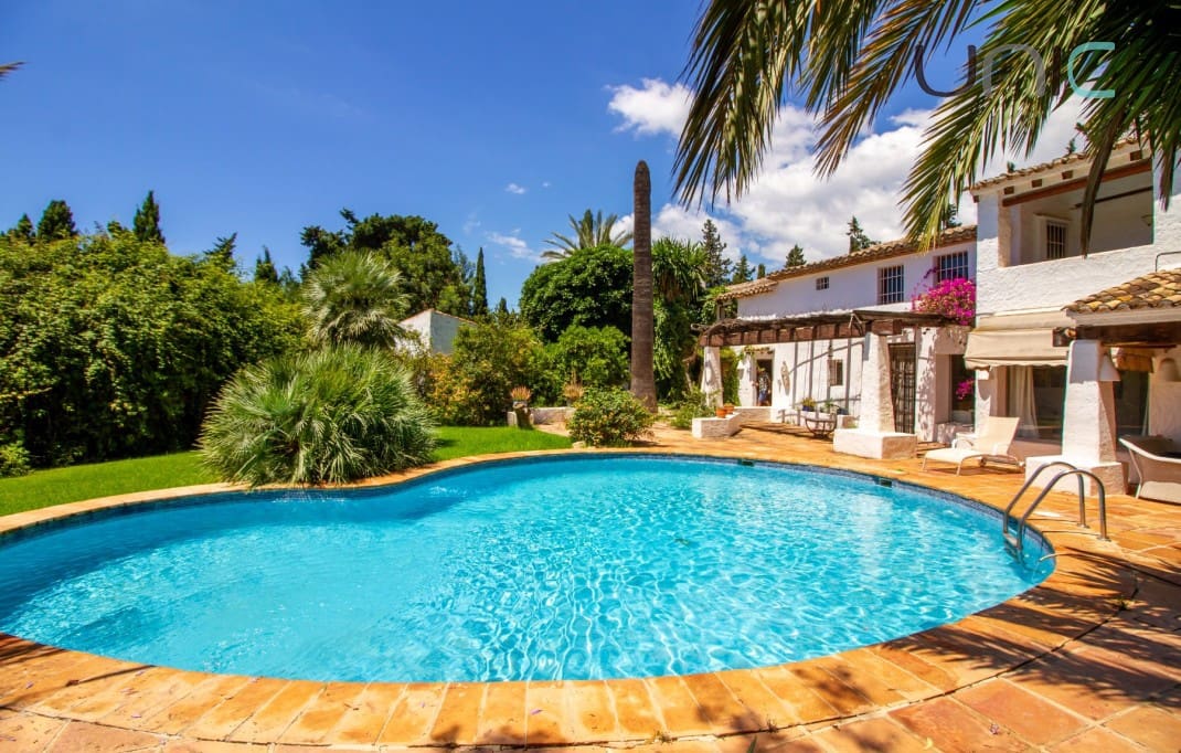 5 soverom Villa til salgs i Alfaz del Pi / L'Alfas del Pi med svømmebasseng - € 1 250 000 (Ref: 8024280)