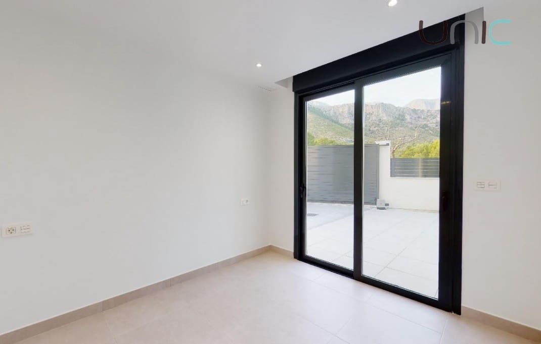 4 sypialnia Willa na sprzedaż w Polop z basenem - 595 000 € (Ref: 8024282)