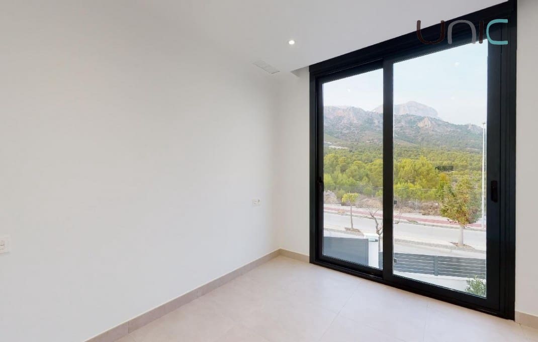 4 sypialnia Willa na sprzedaż w Polop z basenem - 595 000 € (Ref: 8024282)