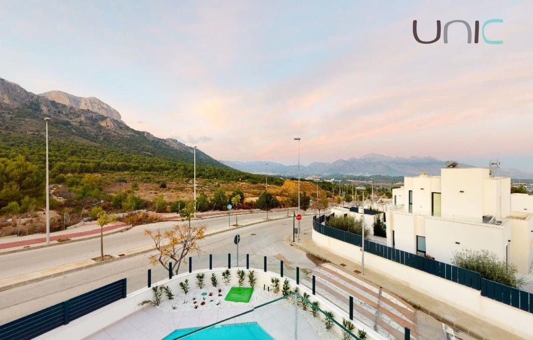 4 sypialnia Willa na sprzedaż w Polop z basenem - 595 000 € (Ref: 8024282)