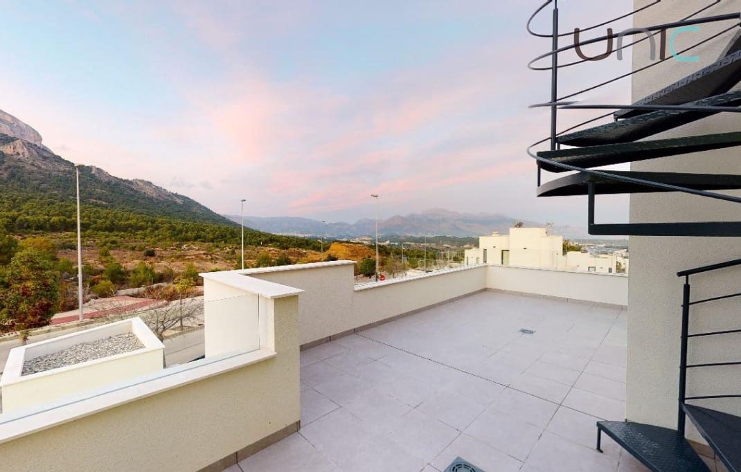 4 sypialnia Willa na sprzedaż w Polop z basenem - 595 000 € (Ref: 8024282)