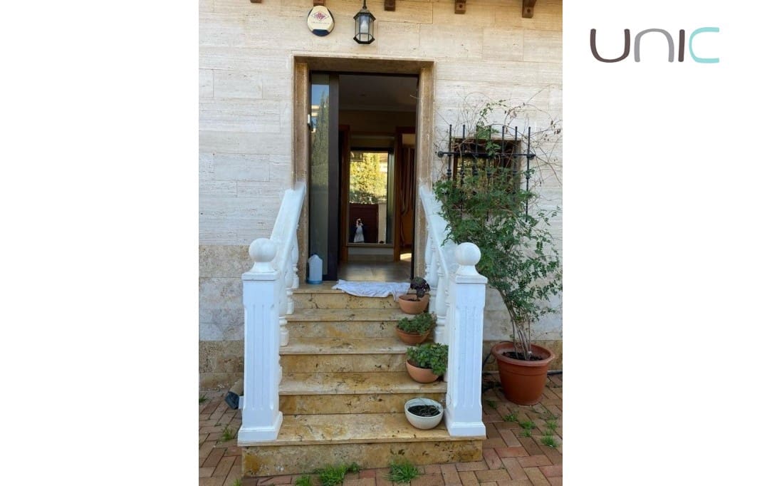 5 soveværelse Villa til leje i Alfaz del Pi / L'Alfas del Pi med swimmingpool - € 2.600 (Ref: 8036027)