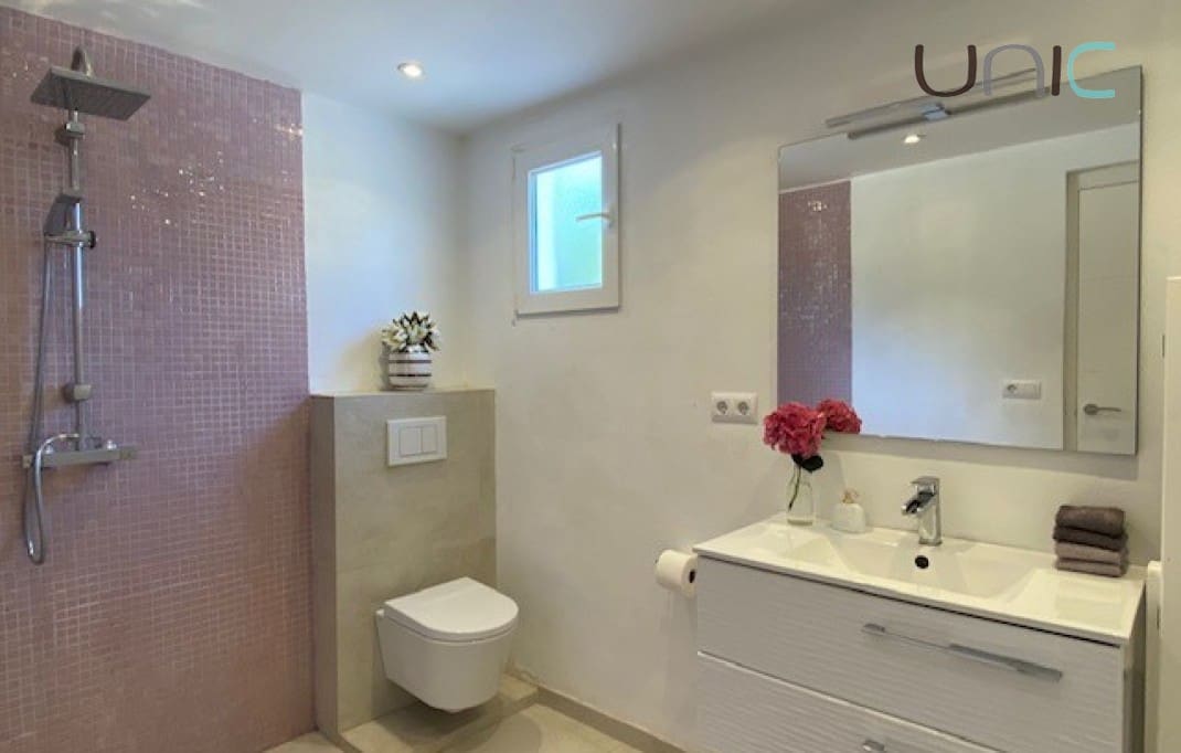 Chalet de 5 habitaciones en La Nucia en venta con piscina - 695.000 € (Ref: 8098068)