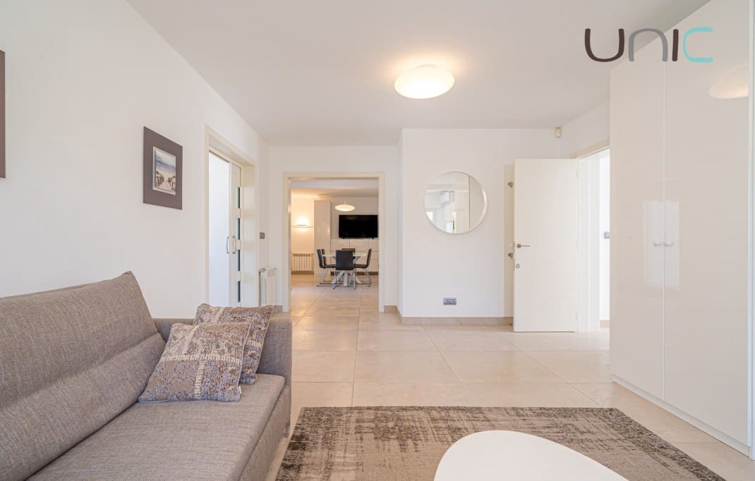 4 Zimmer Villa zu verkaufen in Albir mit Pool - 1.150.000 € (Ref: 8270665)