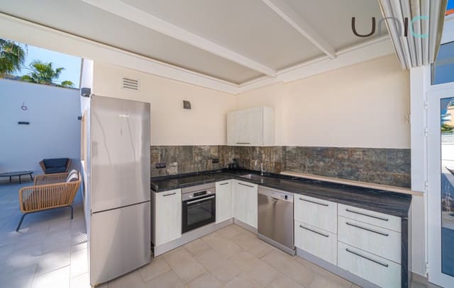 Chalet de 4 habitaciones en Albir, Alfaz del Pi / L'Alfàs del Pi en venta con piscina - 1.150.000 € (Ref: 8270665)