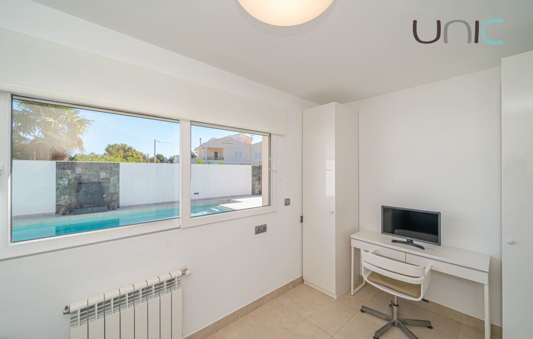 4 Zimmer Villa zu verkaufen in Albir mit Pool - 1.150.000 € (Ref: 8270665)