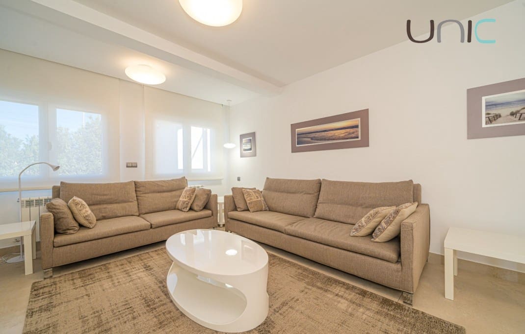 4 Zimmer Villa zu verkaufen in Albir mit Pool - 1.150.000 € (Ref: 8270665)