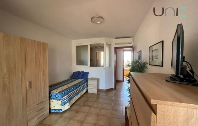 2 Zimmer Apartment zu vermieten in Benidorm mit Pool - 1.000 € (Ref: 8512347)
