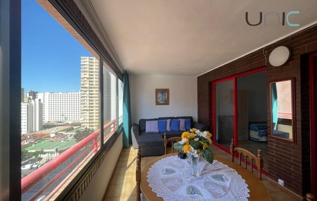 2 Zimmer Apartment zu vermieten in Benidorm mit Pool - 1.000 € (Ref: 8512347)