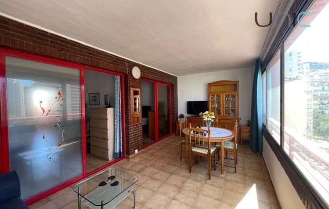 2 Zimmer Apartment zu vermieten in Benidorm mit Pool - 1.000 € (Ref: 8512347)