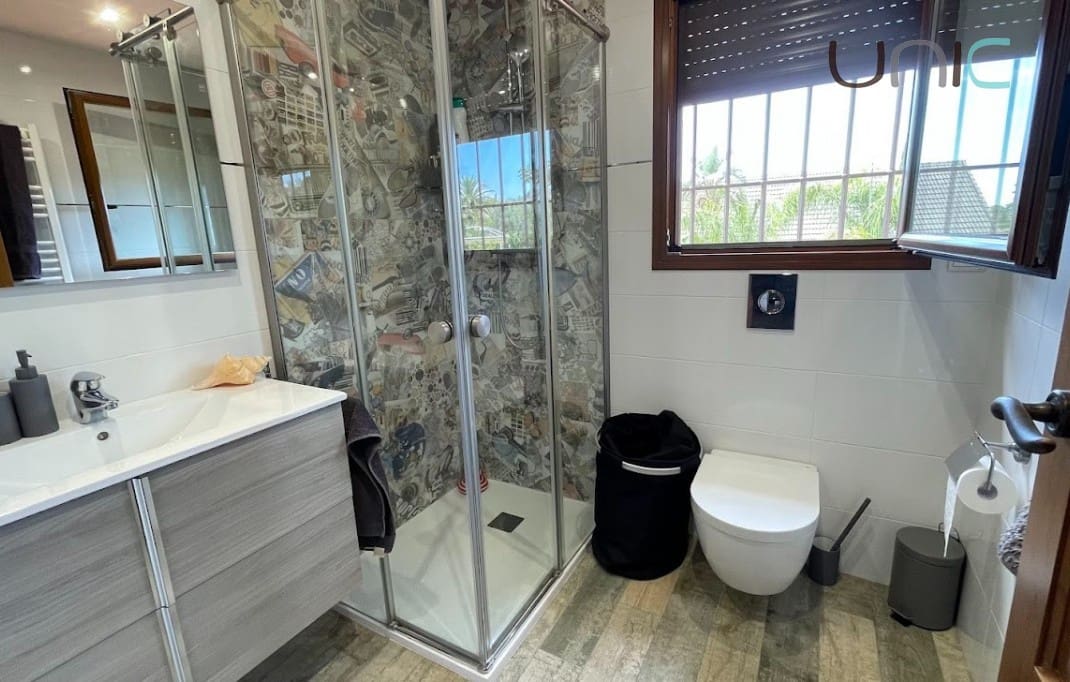 5 soverom Villa til salgs i La Nucia med svømmebasseng - € 899 000 (Ref: 8517200)